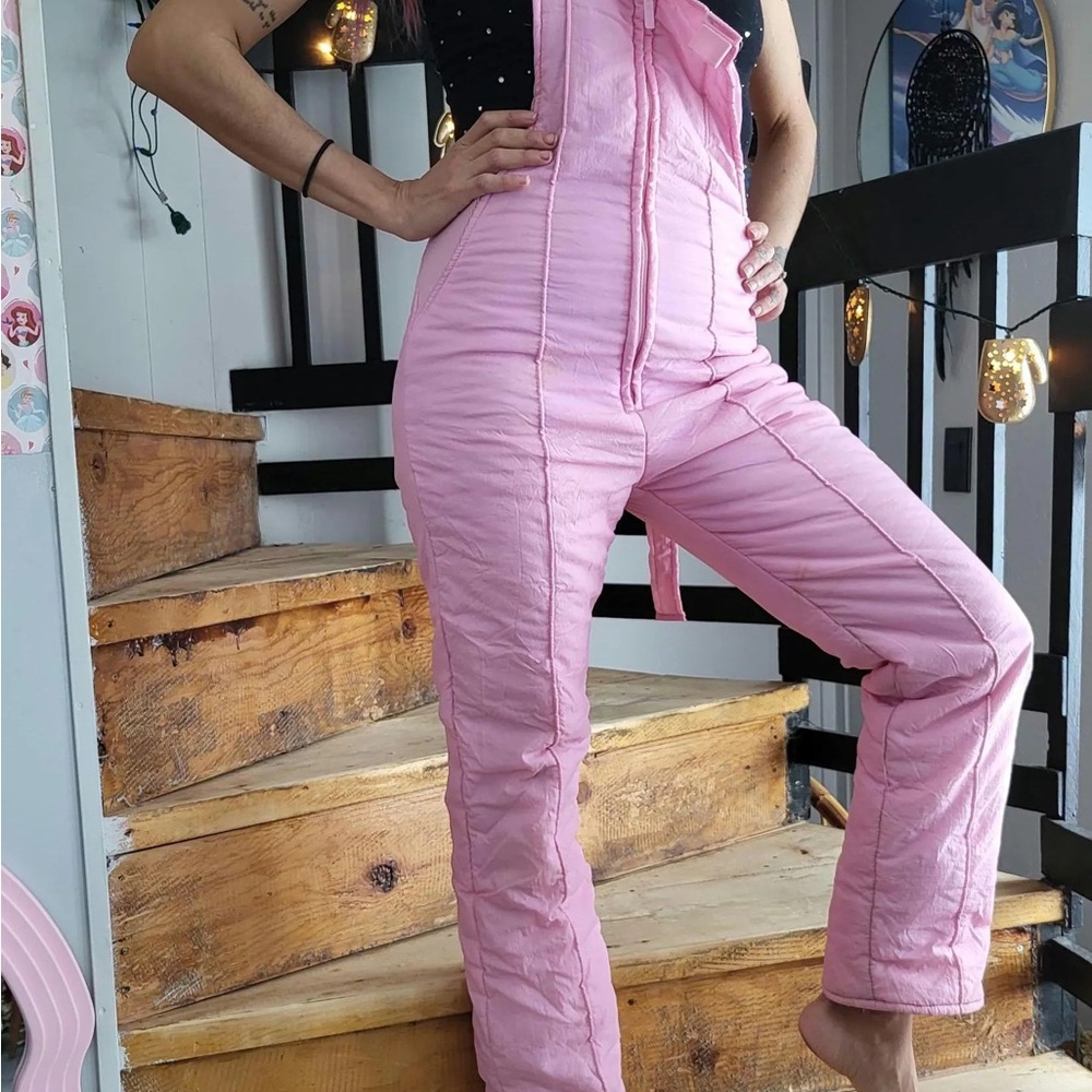 Vintage Pink Insulated Snow Bibs Ski Overalls Adjustable Straps Padded Pants